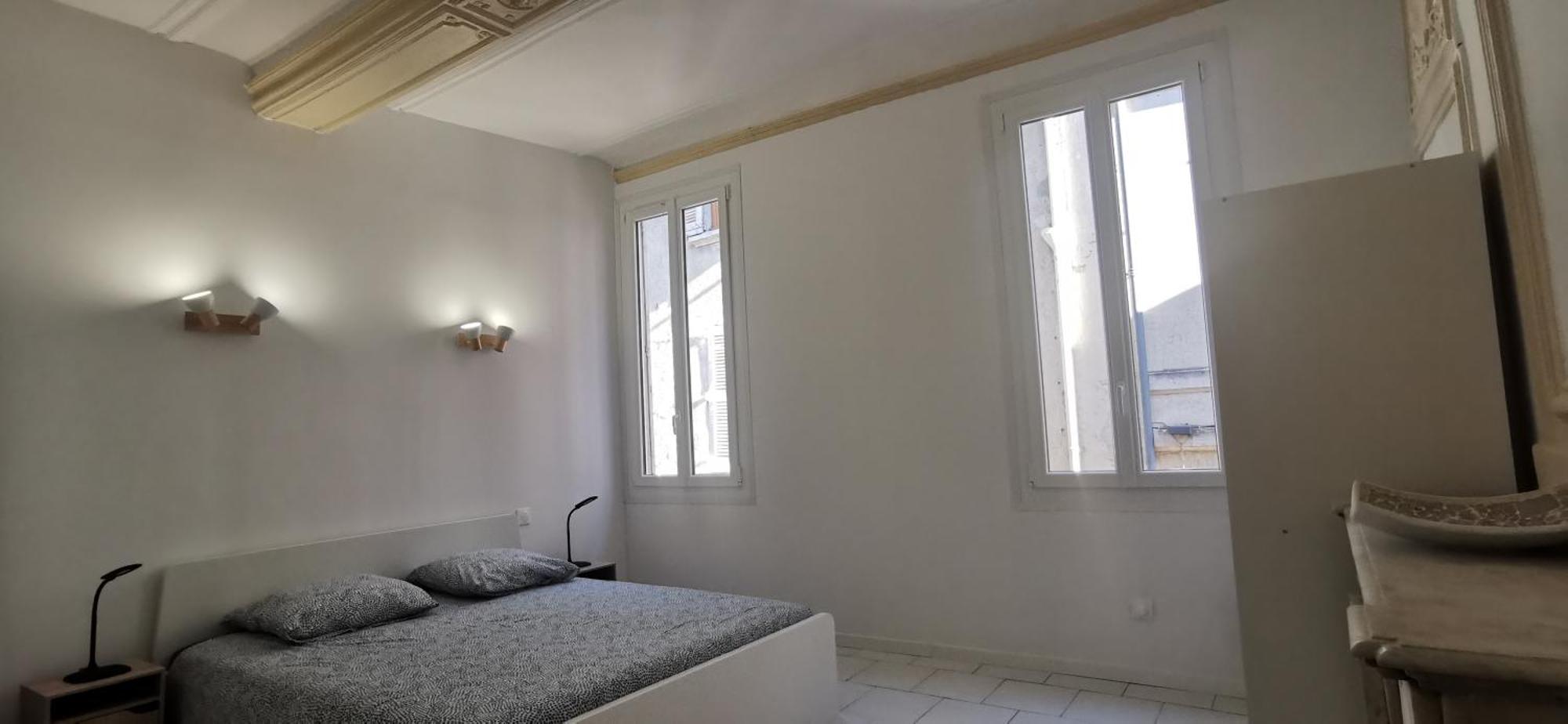 Appartements Et Studio Renoves En 2022, Intra Muros Avignon Exterior foto